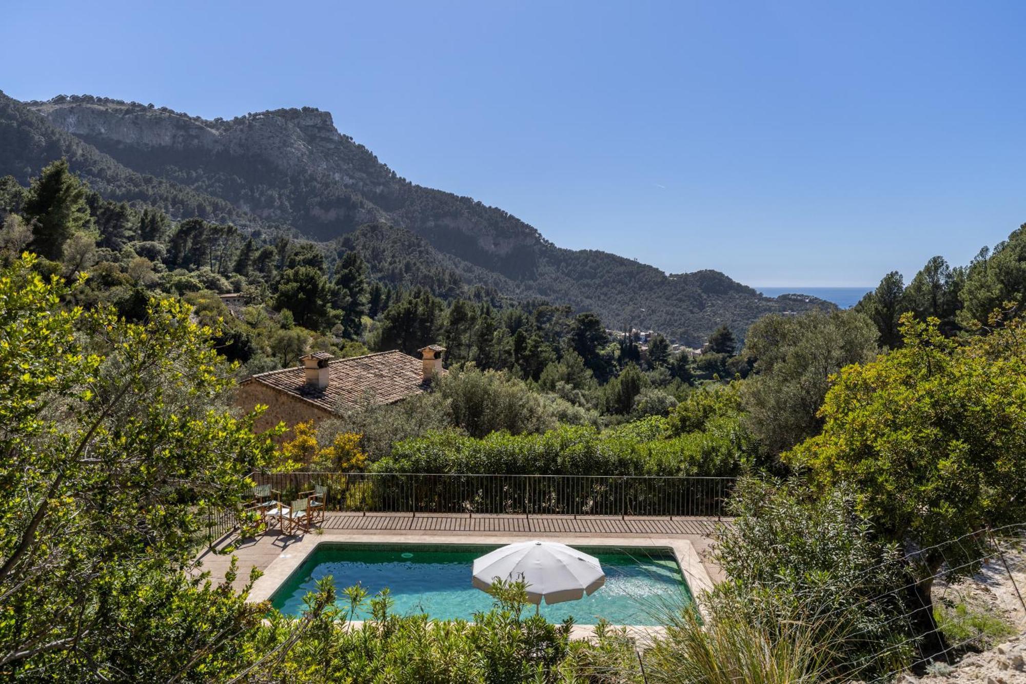 Villa Son Llarg, Estallencs เอสเตเยงส์ ภายนอก รูปภาพ
